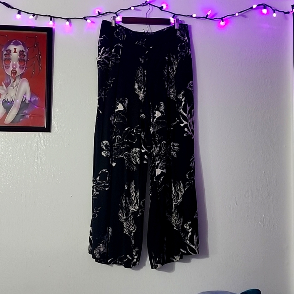 A new day black coral pattern wide leg pants XL